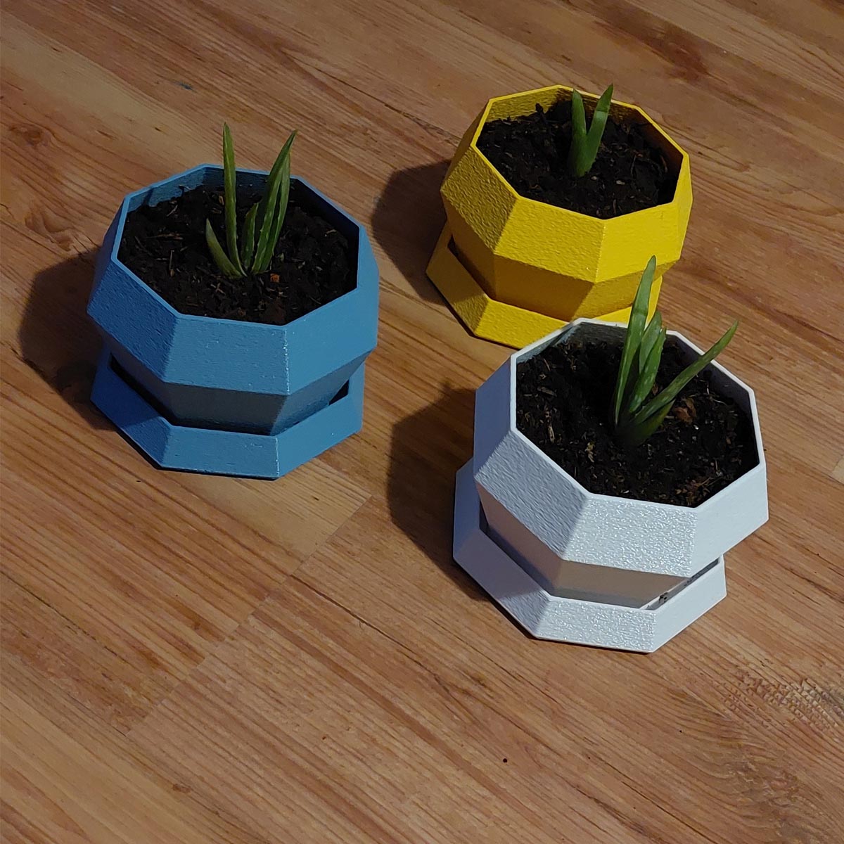 Maceta Octagonal con Base